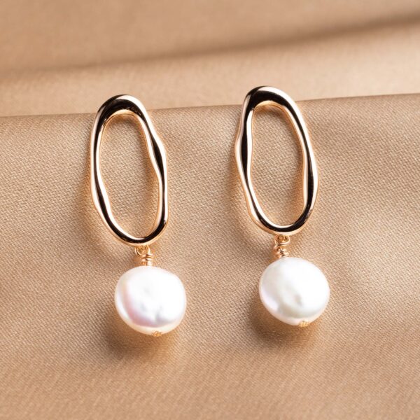 Baroque Pearl Rose Gold Drop/ Clip Earings